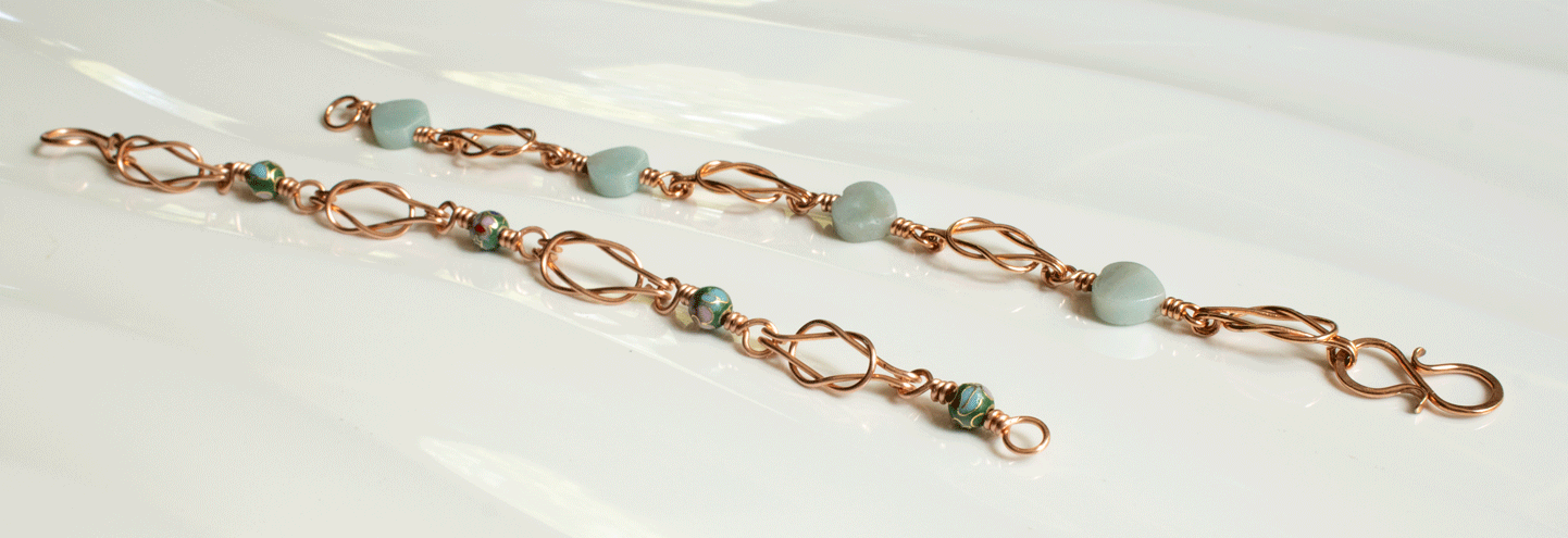 Lover's Knot Copper Bracelet