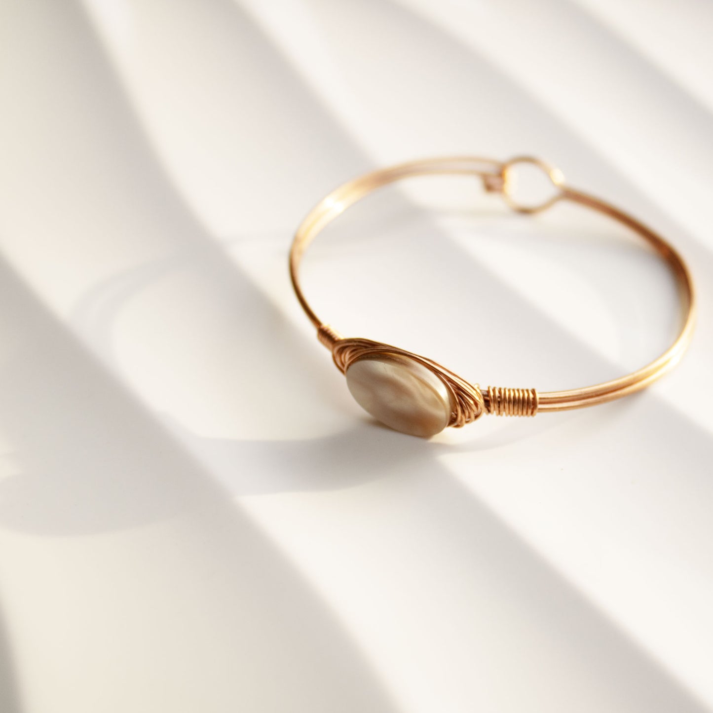 Copper Bangle with Oval Shell