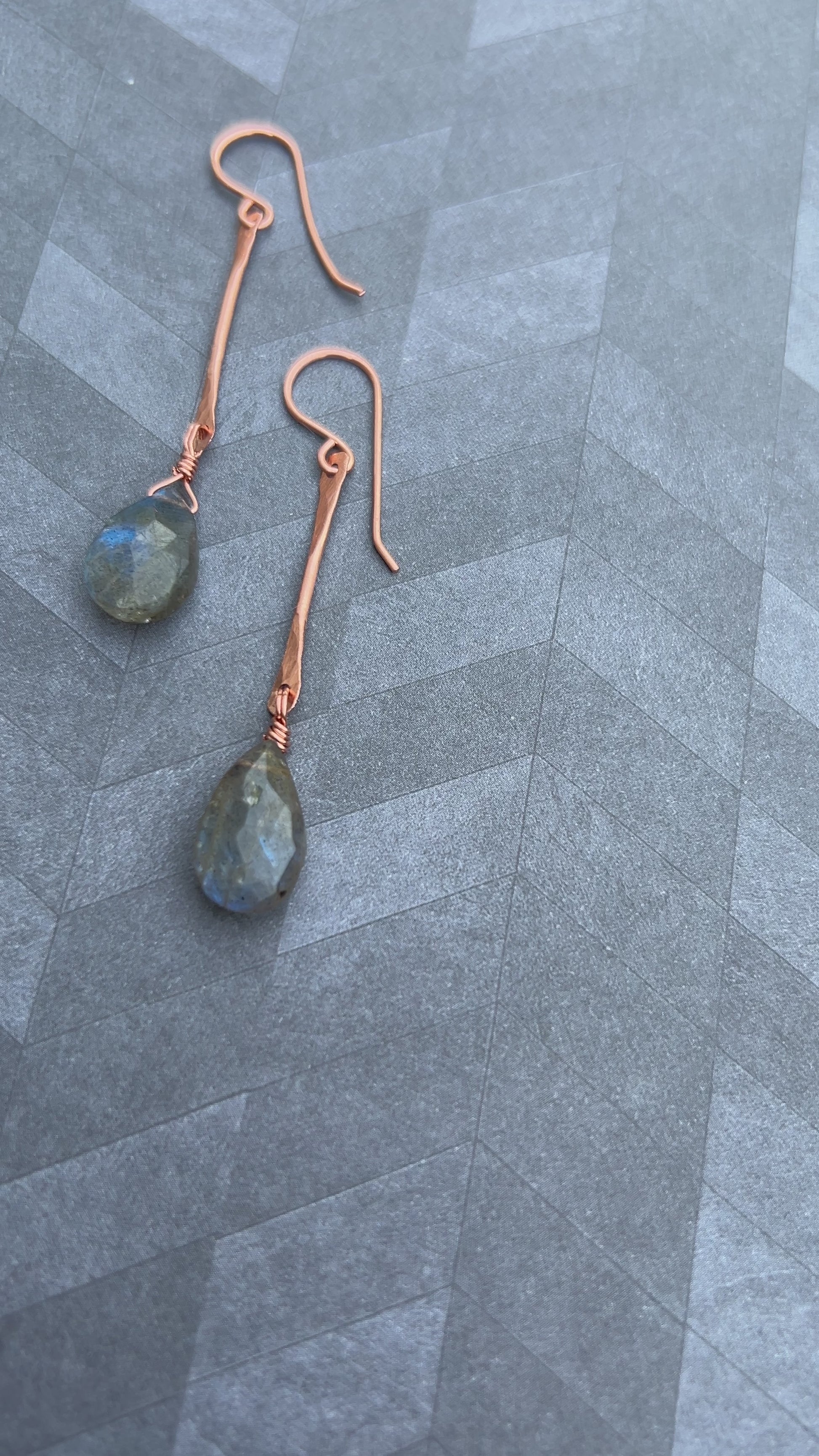 Handmade hammered copper earring jewelry faceted labradorite briolet gemstones virginia